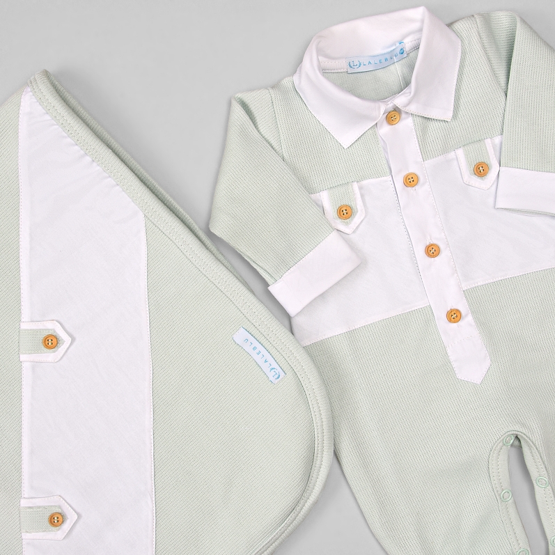 Macacão e Manta - Tricotil - Lucca - Verdinho e Branco da marca Laleblu.